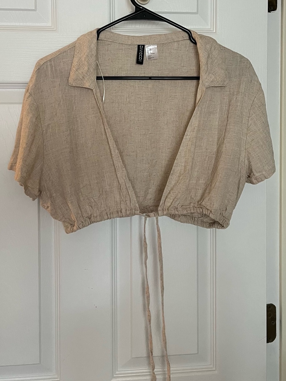 H&M Beige Tie-Front Cropped Shirt